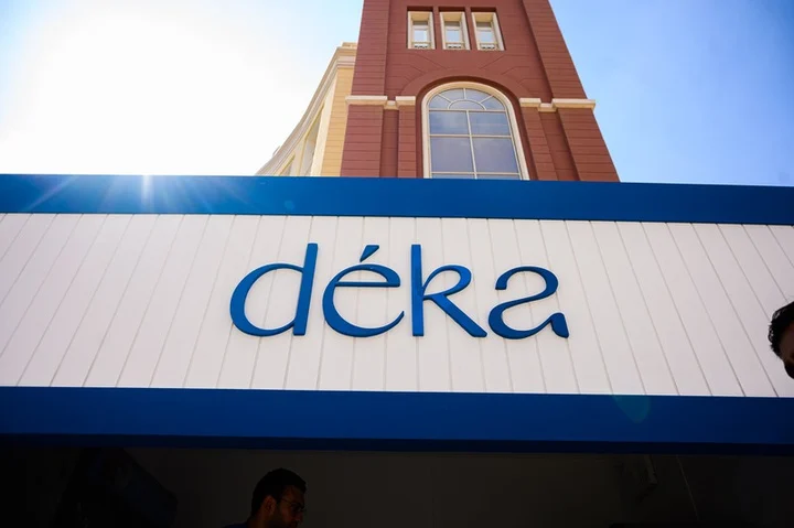 DEKA Restaurant Activation at BUE - event photograph 1